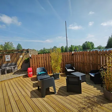 营地 奥克斯惠威德欧泊酒店 3*