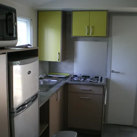 营地 奥克斯惠威德欧泊酒店 3*