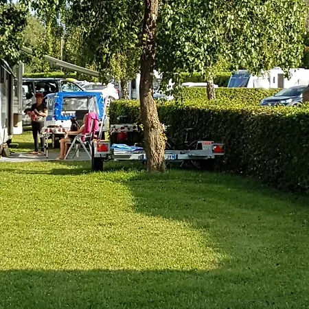 Aux Cygnes D'opale Camping 3*